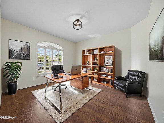 2nd image of 1472 Pioneer Ridge Dr