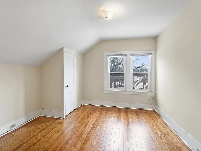 3523 Clifton Ave — Photo 13
