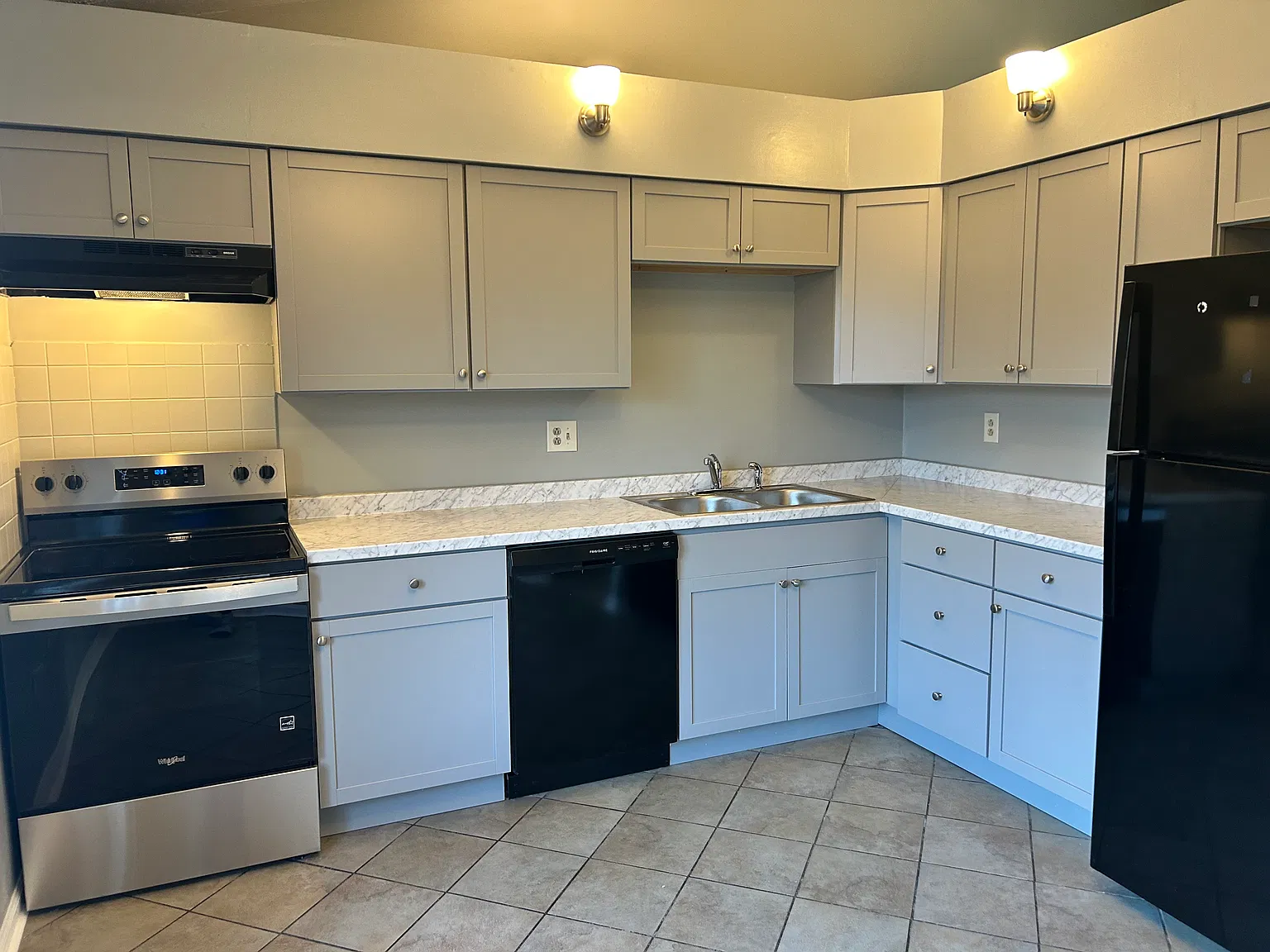 3 bed, 1217 sqft, $1,500 — Photo 3
