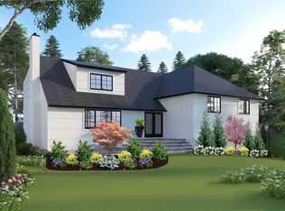 255 Pepperidge Rd, Hewlett, NY 11557