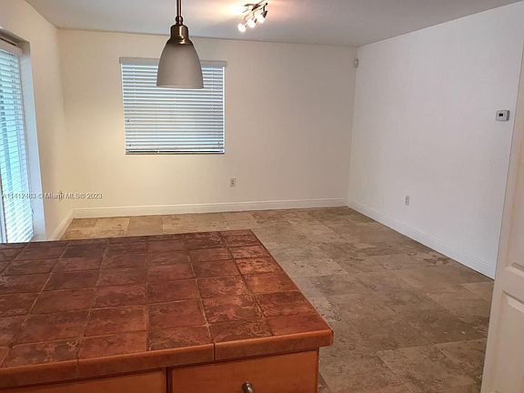 2nd image of 2760 W Trade Ave #B