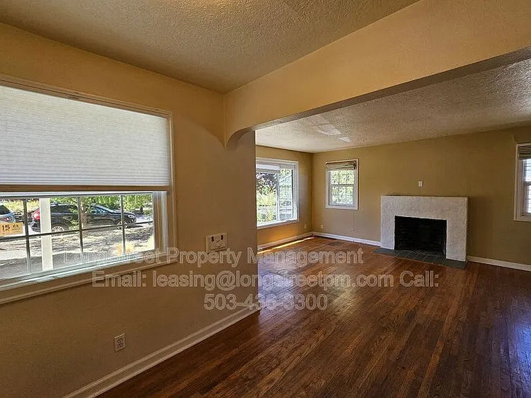 7036 N Concord Ave — Photo 9
