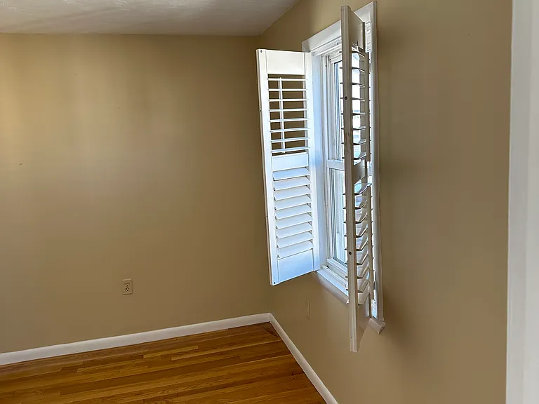 5A Grimes St #2R — Photo 4