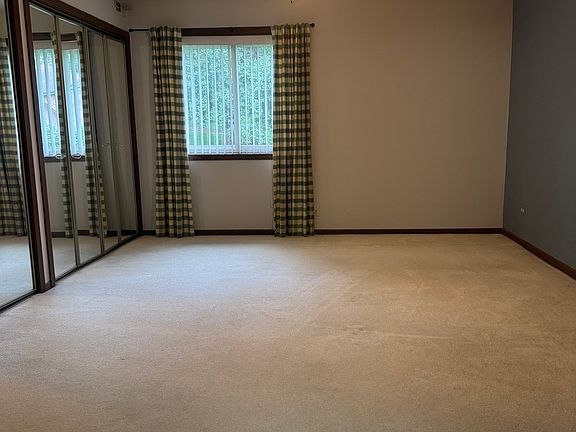 5th image of 1857 Portsmouth Dr #D