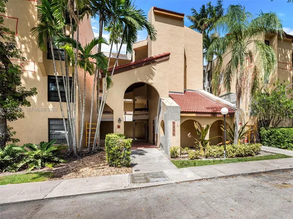 9255 SW 125th Ave APT 310R, Miami, FL 33186