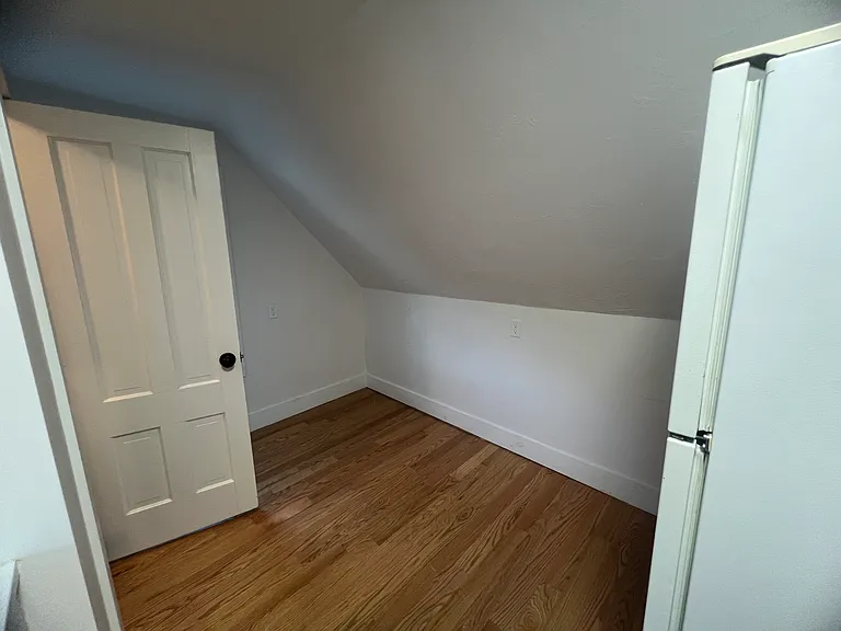 10 Fay St #3 — Photo 7