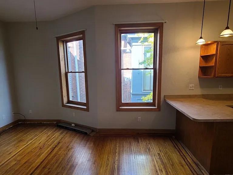 813 N 2nd Street — Photo 6