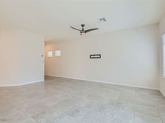 5th image of 10979 Cambridge Lakes Ave