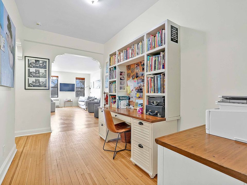 1st image of 25 Parade Pl APT 2K