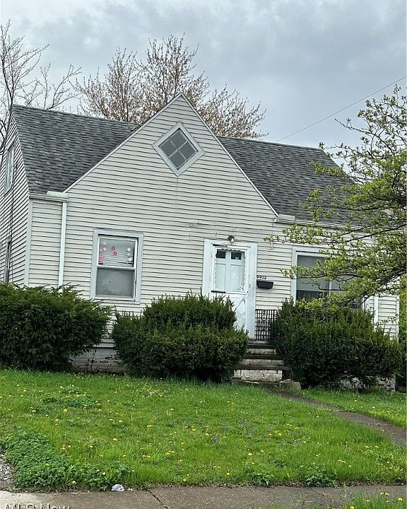 2nd image of 9902 Nelson Ave