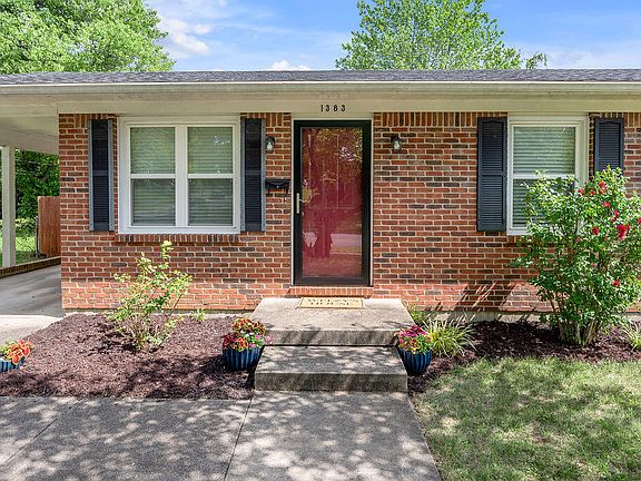 5th image of 1383 Stephen Foster Dr