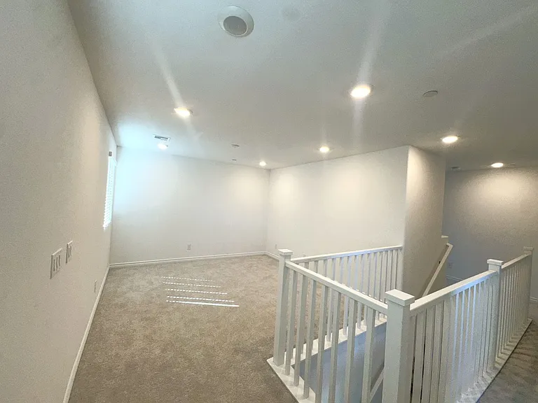 356 Rosefinch St — Photo 12