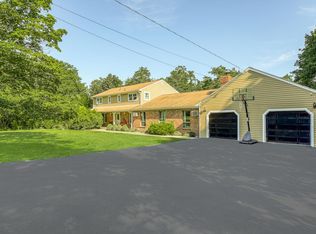 23 Dike Dr, Monsey, NY 10952