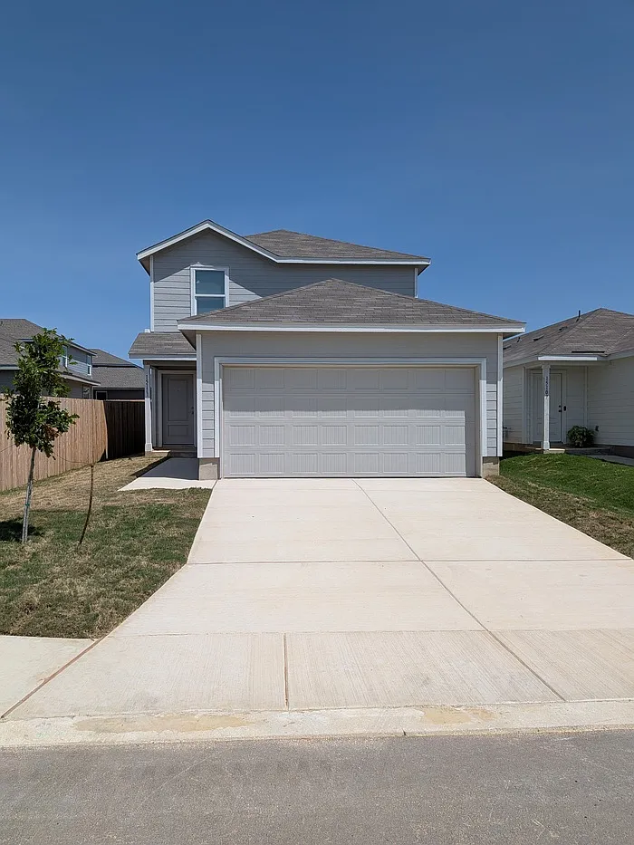4 bed, 2.0 bath, 1692 sqft, $1,691 — Photo 1