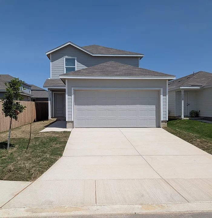 15111 Mudstone Pl