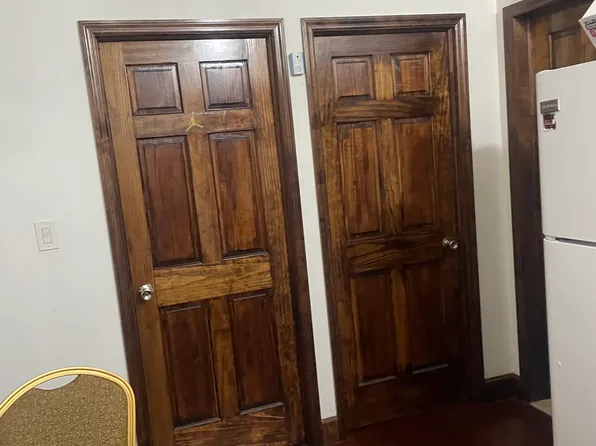 3922 9th Avenue image 3 of 14