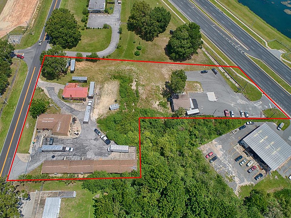 1st image of 611 N Dixie Ave