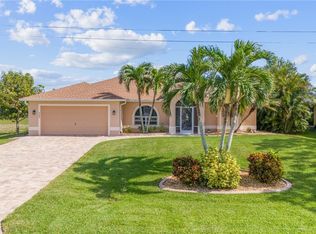 727 NW 38th Pl, Cape Coral, FL 33993