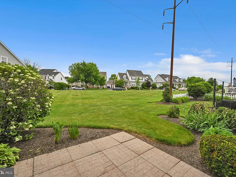 640 Courthouse Cir — Photo 24