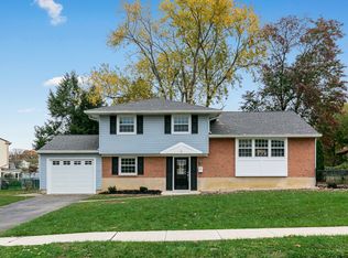 11 Hollyoke Rd, Somerdale, NJ 08083