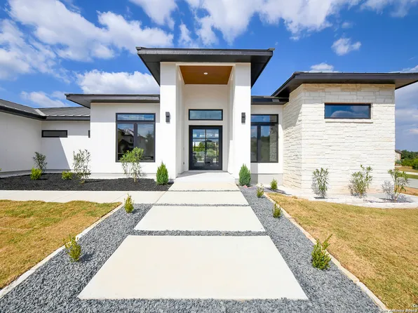 10303 kendall, San Antonio, TX 78255