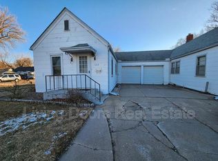 665 F St, Fairmont, NE 68354