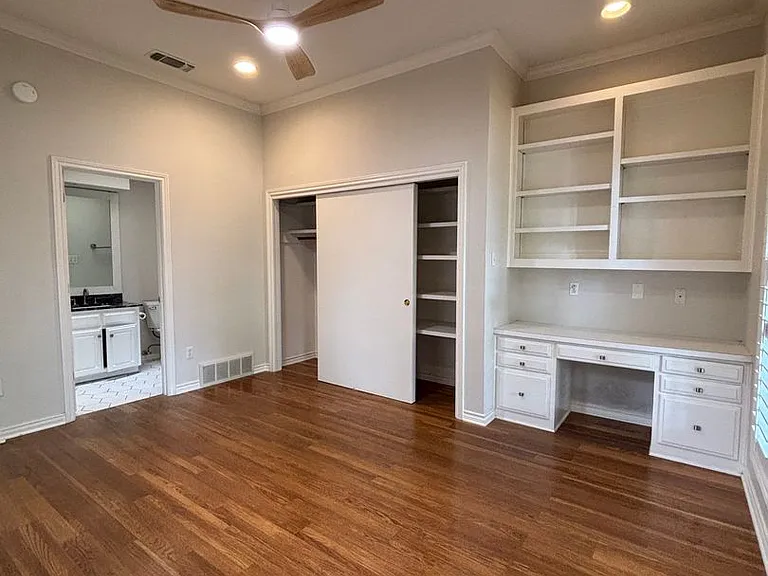 5026 Bellaire Dr S — Photo 25