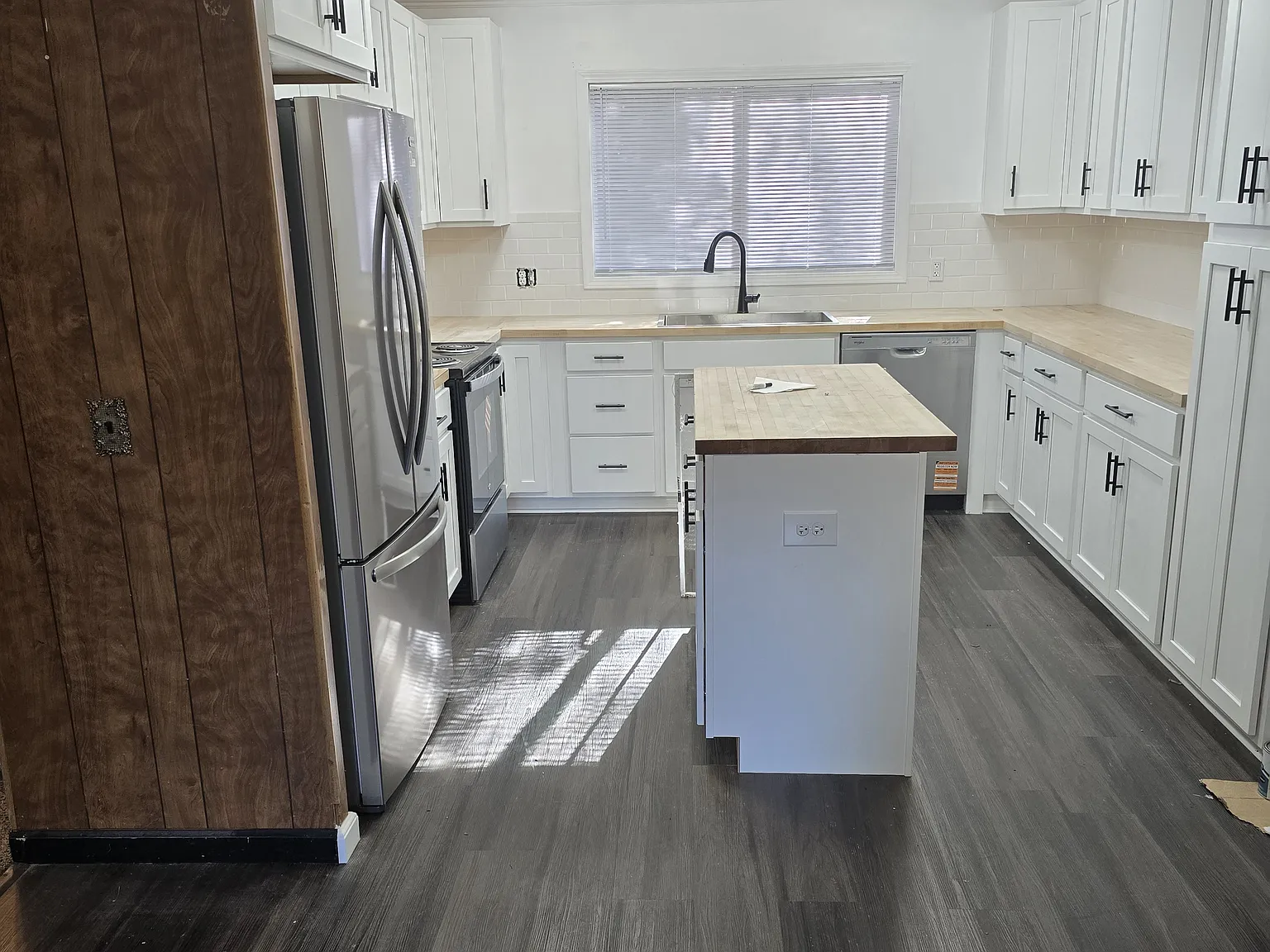 2 bed, 1700 sqft, $1,600 — Photo 2