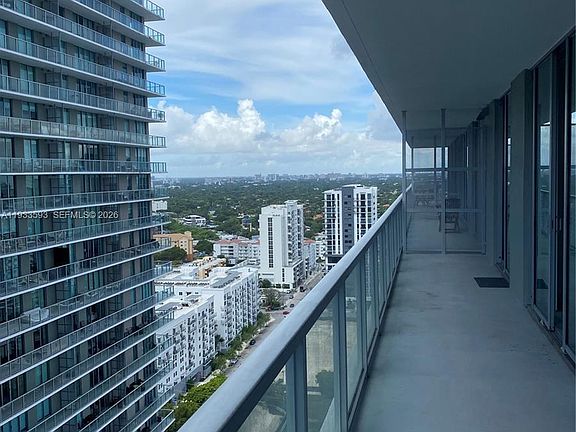 2nd image of 1111 SW 1st Ave APT 2716