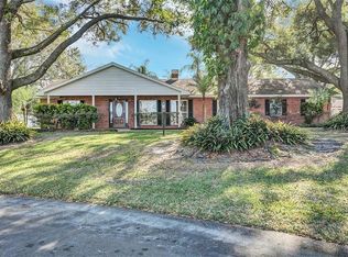 1127 Hallamwood Ct, Lakeland, FL 33813