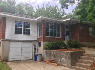 107 W North St, Neosho, MO 64850