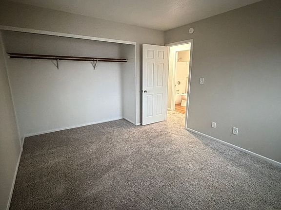 4th image of 213 28th Ave W APT 3