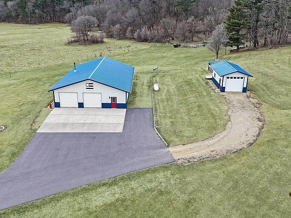 2nd image of S1753 Menchoff Rd