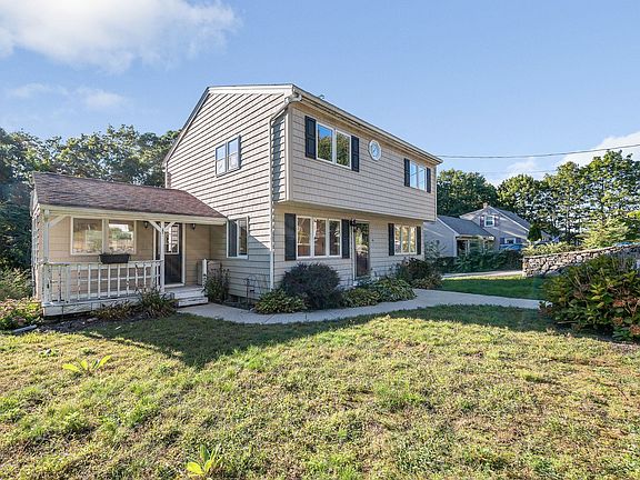 2nd image of 35 Fox Hill Rd