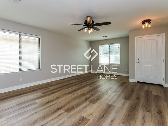 2nd image of 2118 W Green Tree Dr