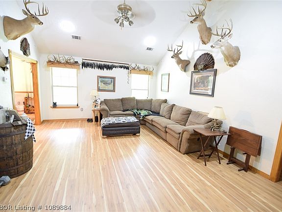 5th image of 476156 E 1130th Rd