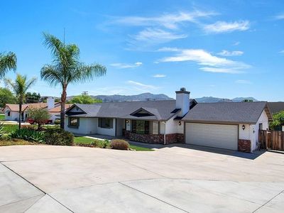 1265 Tres Lomas Dr, El Cajon, CA, 92021