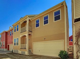 1026 W 16th St #A, Houston, TX 77008