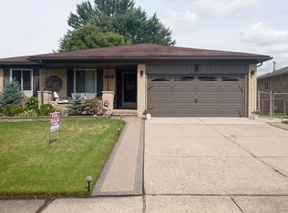 26330 Peach Grove Ave, Macomb, MI 48044