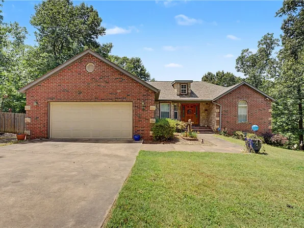5 Queensborough Dr, Bella Vista, AR 72715