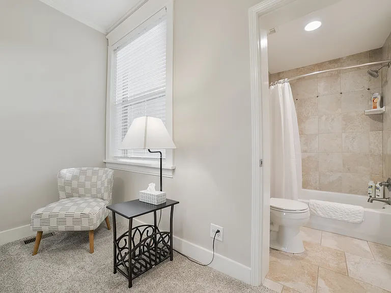 233 S Spanish St #233B — Photo 16