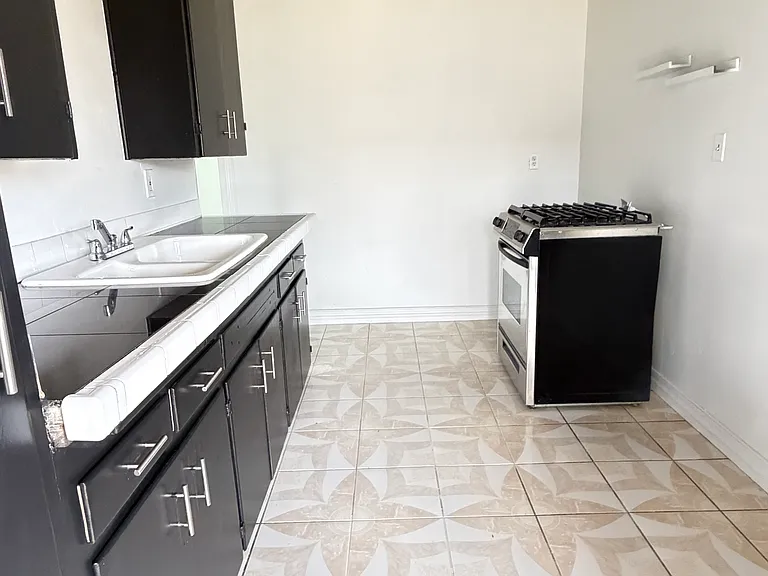 745 E Weldon Ave #2 — Photo 6