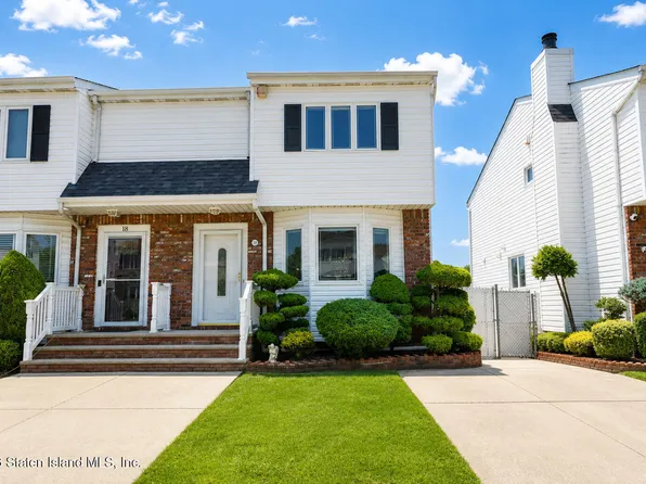 20 Lyle Ct, Staten Island, NY 10306