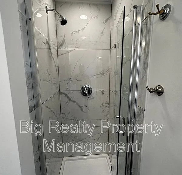 342 Valley Rd — Photo 7