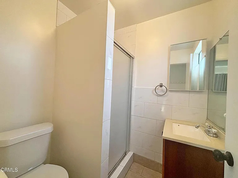 5612 Glickman Ave — Photo 18