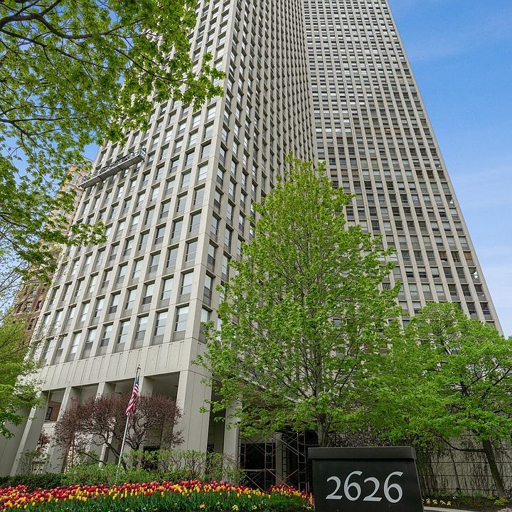 1st image of 2626 N Lakeview Ave APT 1909