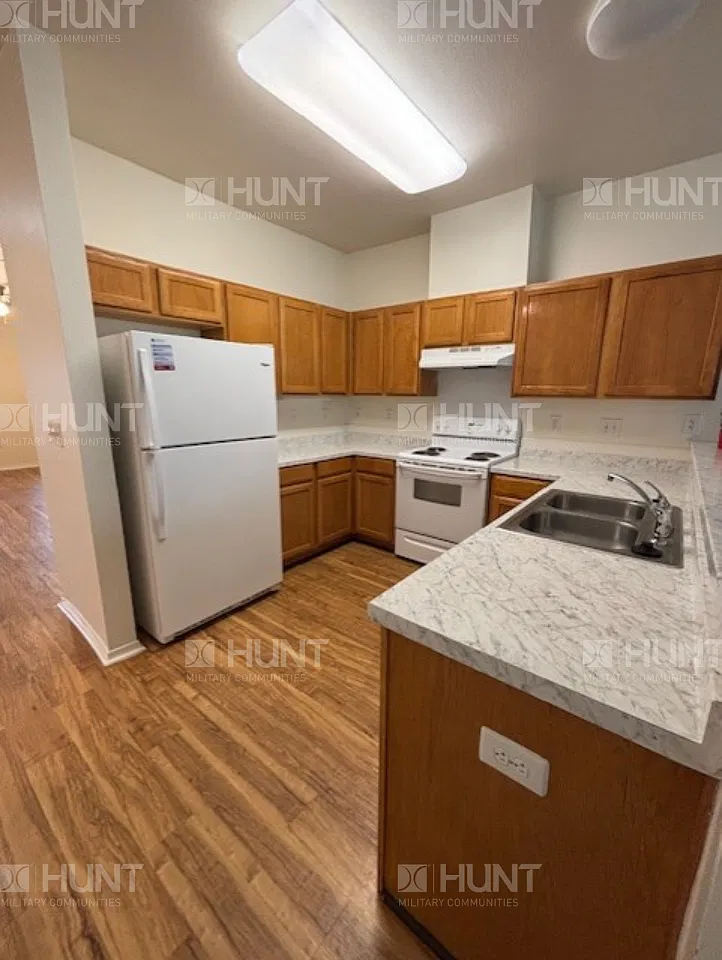 3 bed, 2.5 bath, 1609 sqft, $1,900 — Photo 2