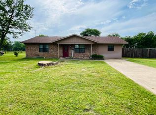 405 Joyner St, Omaha, TX 75571