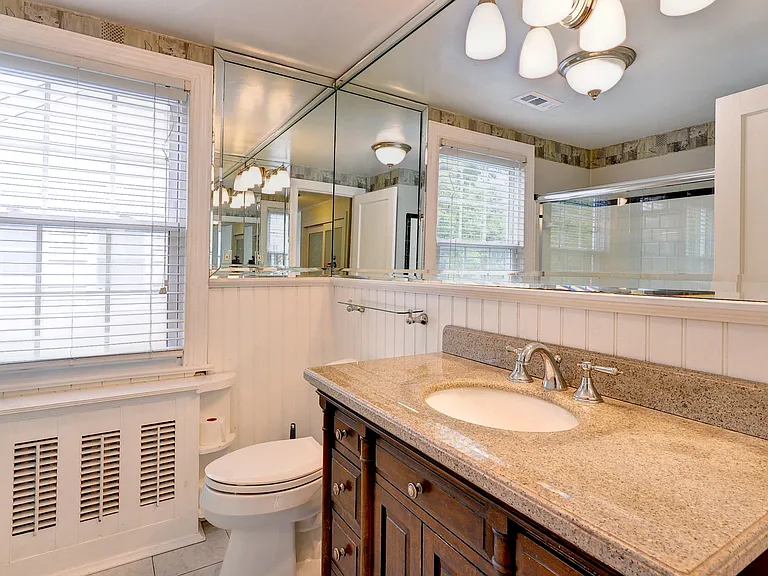 39 Westover Rd — Photo 32