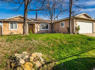 190 Arcadia Dr, Grass Valley, CA 95945